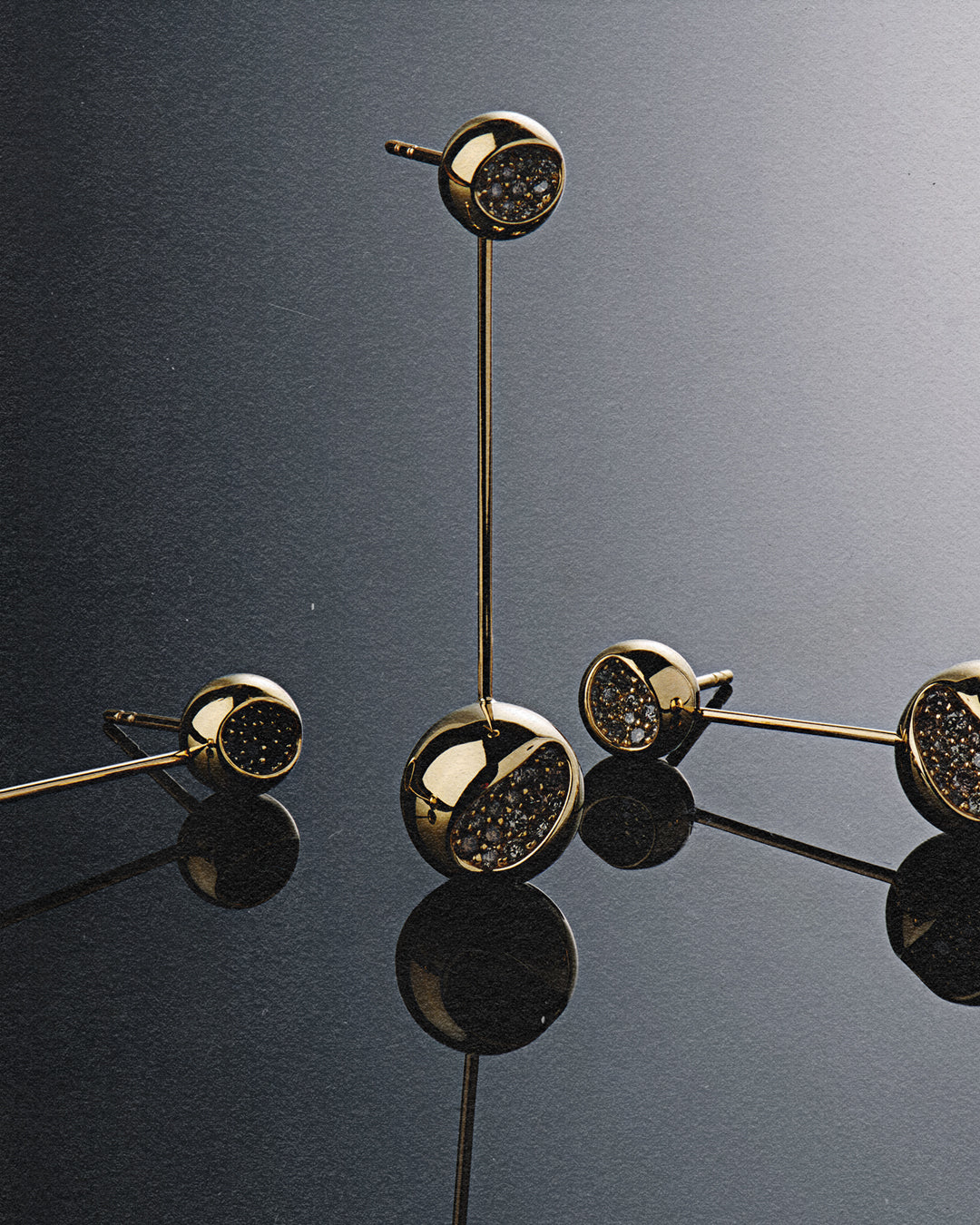 LONG PENDULUM EARRINGS